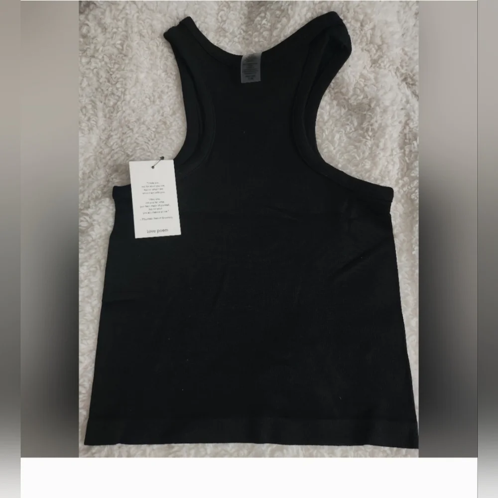 NWT Crop Top Ribbed Tank - Picture 4 of 4